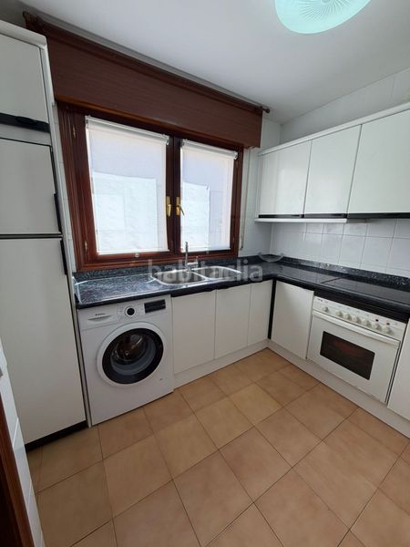 Foto 5c49420e-7883-4e33-8718-3b294106a3ee. Pis amb calefacció piscina a Ajo Bareyo