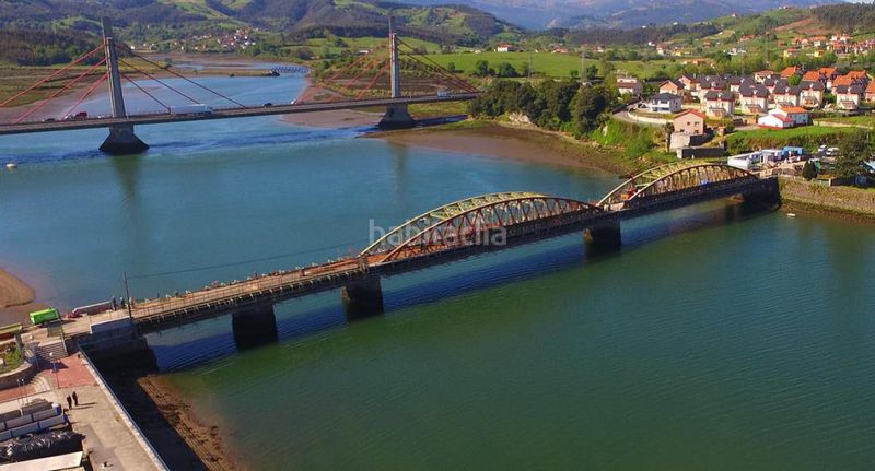 Foto 68c3483d-d183-4017-993d-94181d1125a7. Casa amb calefacció a Bárcena de Cicero