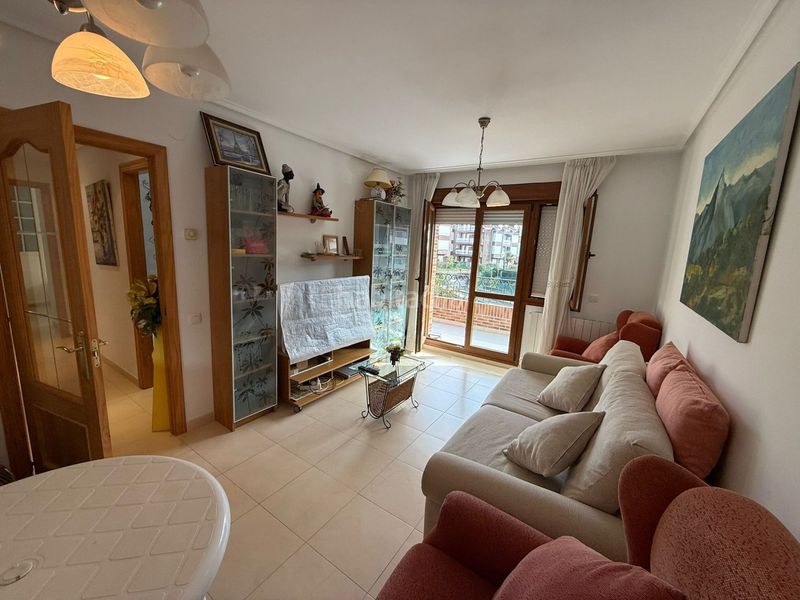 Foto 0a8d36c3-35f7-40b4-ab2d-f2687058dd91. Etagenwohnung mit heizung parking in Ris Noja