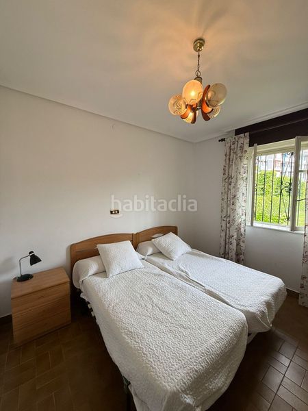 Foto 5c12f7ea-9b39-4794-88a6-d499e62e26b5. Casa amb aparcament a Tregadín Noja