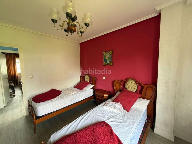 Foto a7019607-a71a-43a9-81d1-bb49d472f505. Casa amb aparcament a Tregadín Noja