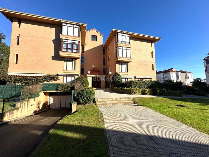 Foto 963d5556-bd41-4467-b7b9-9268fe937e04. Flat with heating pool in Ris Noja
