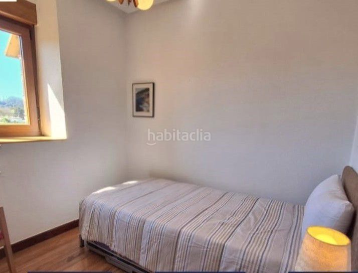 Foto a0f32525-6f7b-42f8-ad1a-6a8ddbd63d01. Affitto casa con parcheggio in Palacio Noja