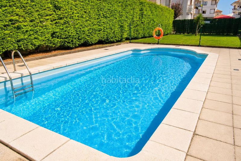 Foto ad196710-5b50-421e-9da7-f1dfa821376b. Pis amb calefacció piscina a Ajo Bareyo