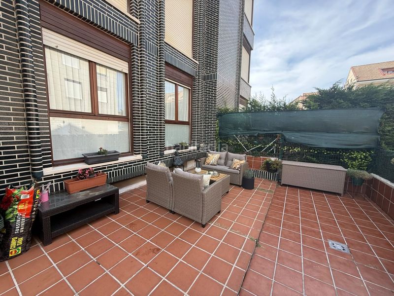 Foto 6ed5520f-3f8a-4a24-b55d-9969f7e60729. Flat with heating parking pool in Palacio Noja