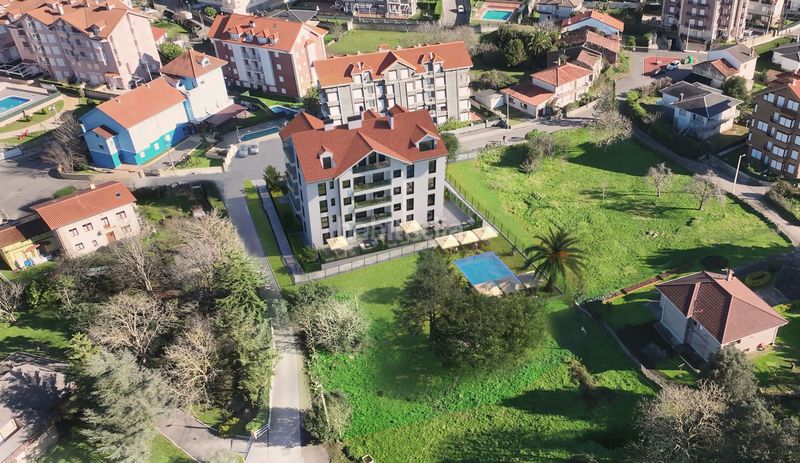 Foto e79c341a-4834-40fb-8381-280301354085. Flat with heating pool in Palacio Noja
