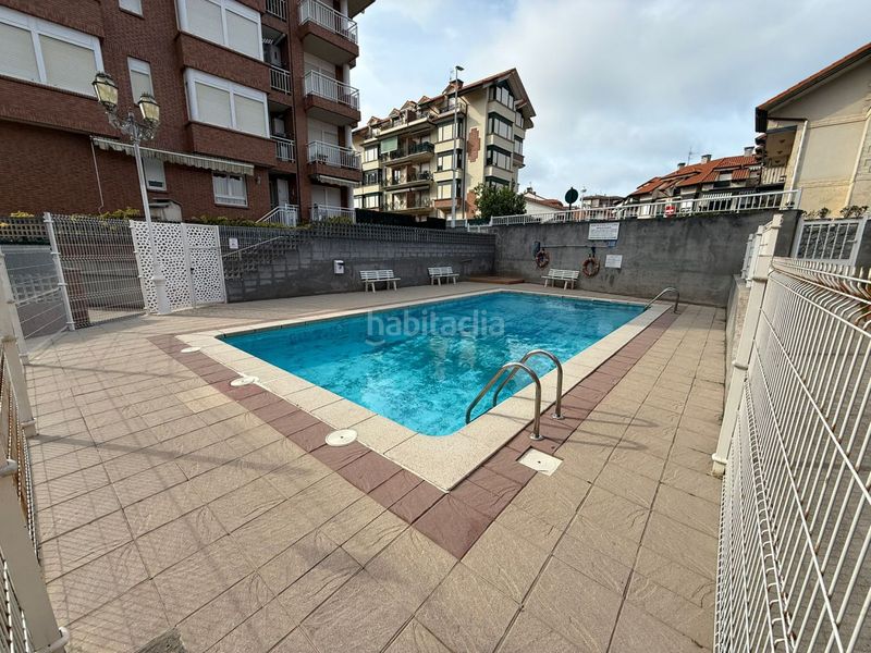 Foto 4f21afdc-79fd-441b-b630-62035bfb4461. Pis amb calefacció aparcament piscina a Tregadín Noja