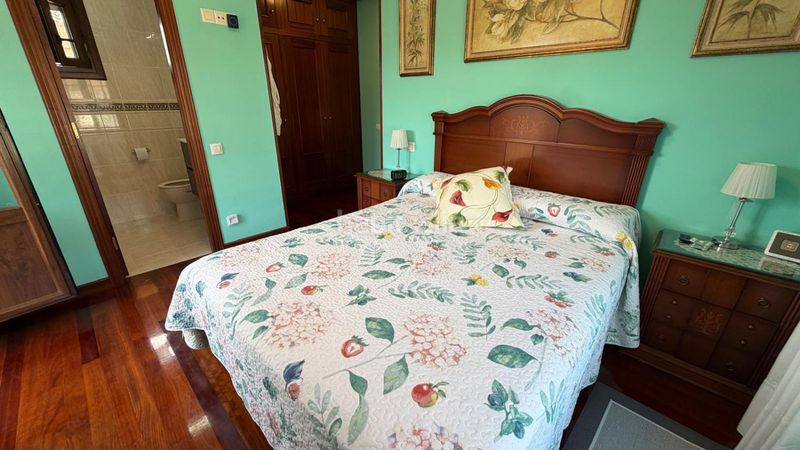 Foto 9b297e47-1fe1-47ee-9207-930b70e34d06. Casa adossada amb calefacció aparcament a Argoños