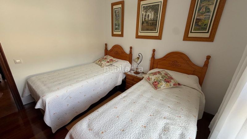 Foto b0f57886-5ee5-470e-9cf7-45161eb7046c. Casa adossada amb calefacció aparcament a Argoños