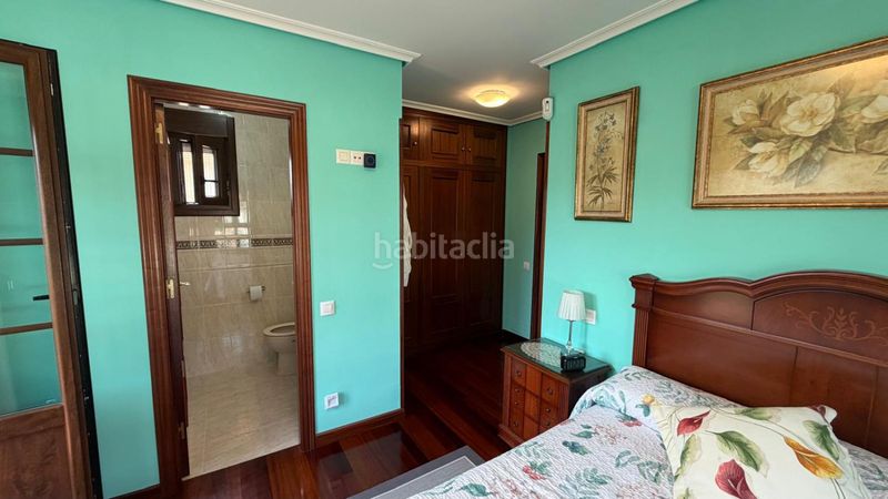 Foto e64f9223-28bf-4f8e-ac77-67e36129477e. Casa adossada amb calefacció aparcament a Argoños