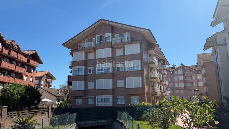 Foto bfd3735e-feee-4613-9288-606840c1847c. Àtic amb calefacció aparcament piscina a Palacio Noja