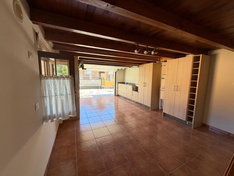 Foto 03d8a947-0fd5-4403-a504-16a0b4e1d257. Casa amb aparcament a Bárcena de Cicero