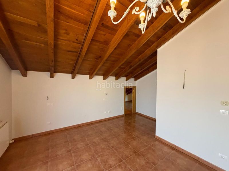 Foto 21f720a0-c378-4b86-b758-855c5c8acb22. Casa amb aparcament a Bárcena de Cicero