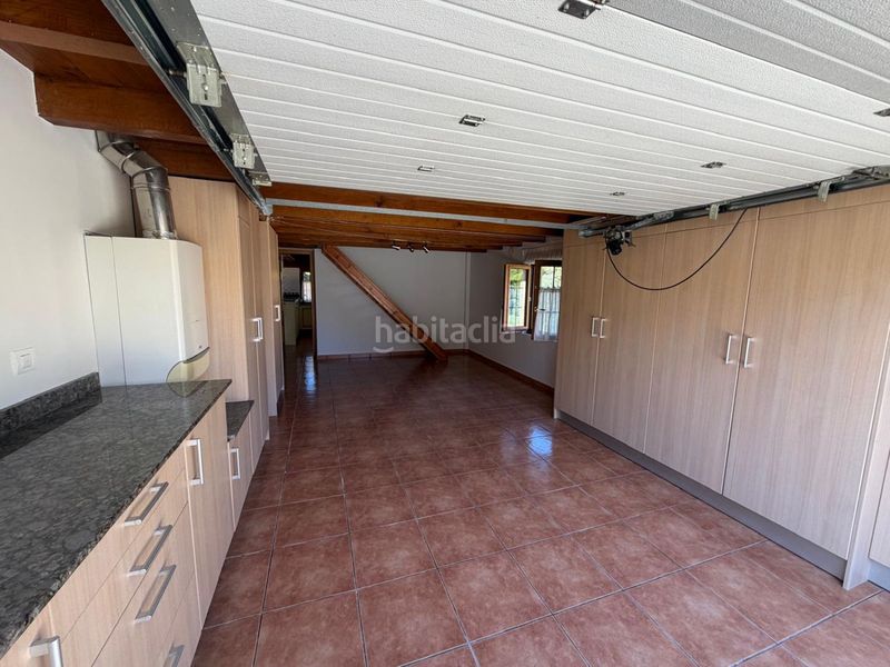 Foto 51616740-d5e8-4b66-82b9-850fa15f64e0. Casa amb aparcament a Bárcena de Cicero