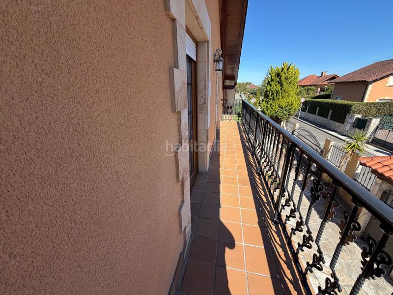 Foto b940f786-09b9-443e-8b16-7cf3efe99d8f. Casa amb aparcament a Bárcena de Cicero