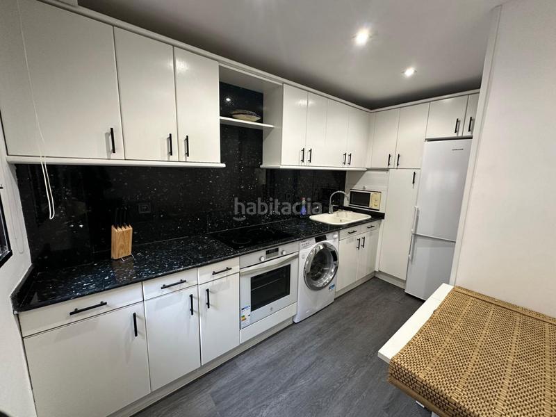 Foto 9975fe19-84ca-41ff-a878-f642f3e7125f. Piso  en venta en playa de Ris, 3 dormitorios. en Noja
