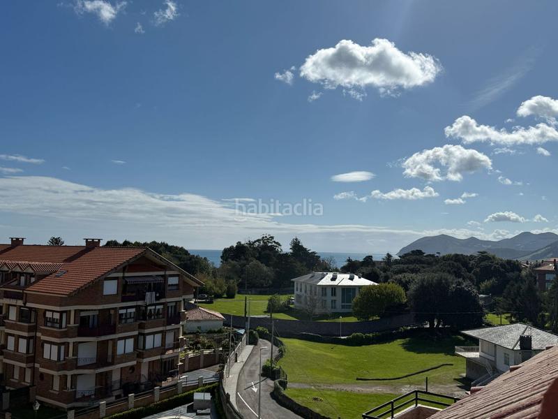 Foto bda09e56-a234-46de-b6d0-95a7308042d0. Piso  en venta en playa de Ris, 3 dormitorios. en Noja