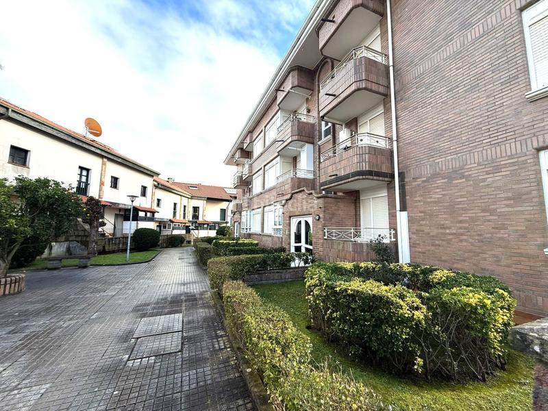 Foto 53bbde92-c49a-447f-b5fd-10b55db069f0. Posto auto in Pedroso Noja