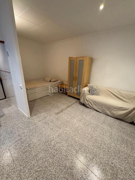 Foto 0a1e0201-a196-4384-baf5-3e3ca46efa29. Alquiler piso en carrer dels tallers 69 apartamento en el centro en Barcelona