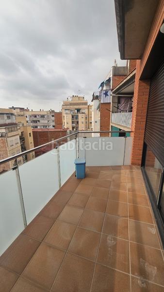 Foto 743c9a92-4603-476d-b66d-fc9bcb2a181f. Àtic a carrer d'alexandre de torrelles 20 a Can Baró Barcelona