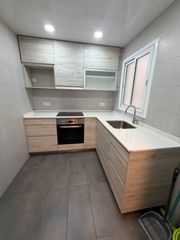 Piso  Avinguda de can baró 16. Estupendo piso en perfecto estado