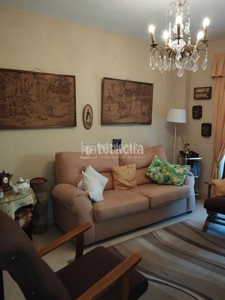 Foto 7e611bde-5f2b-49ba-b010-3df6f686ca01. Etagenwohnung in Parque Alcosa Sevilla