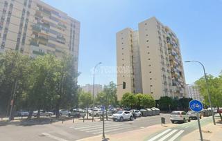 Pis  Calle macedonia. Piso en venta en sevilla