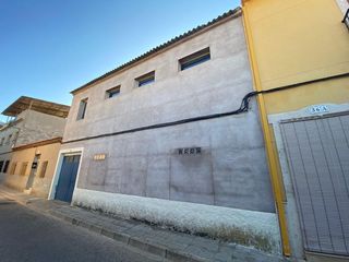 Haus  Lealtad. Casa en venta en nuevo centro de salud.