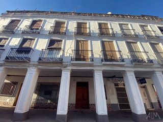 Haus  De la constitución. Casa en venta en centro  ayuntamiento, 7 dormitorios.