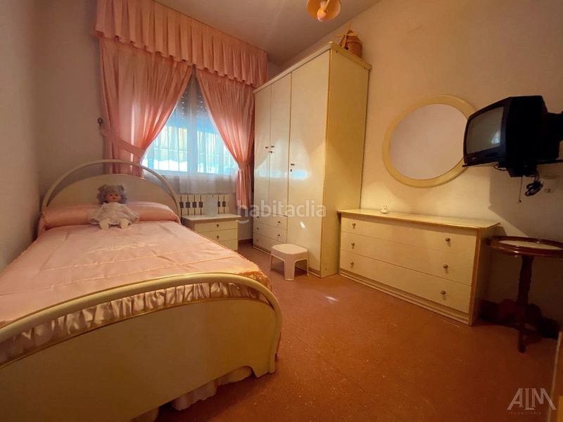 Foto 2a78b157-ae4a-49fc-b16a-b14fe77cc05a. Casa adosada adosado en venta en divina pastora, 4 dormitorios. en Manzanares