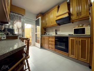 Reihenhaus  Olimpia. Adosado en venta en divina pastora, 4 dormitorios.