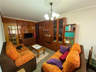 Etagenwohnung  San antón. Piso en venta en centro, 4 dormitorios.