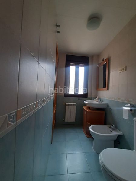 Foto efea6314-af88-4850-8389-5df3151a9084. Dúplex amb calefacció aparcament piscina a Manzanares