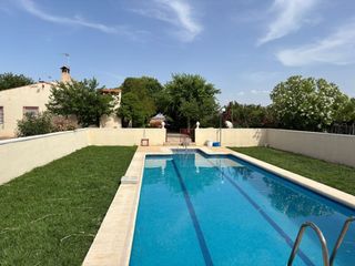 Casale  174, parcela 53. Casa de campo en venta en periferia, 4 dormitorios.