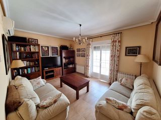 Dúplex  Menéndez pelayo. Duplex en venta en hogar del pensionista, 4 dormitorios.