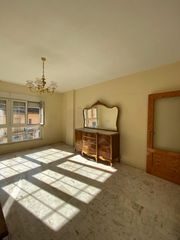 Piso  Miguel de cervantes. Piso en venta en centro, 3 dormitorios.
