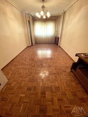 Piso  Jacinto benavente. Piso en venta en centro, 4 dormitorios.