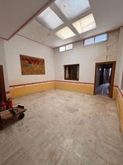 Casa  Padres capuchinos. Casa en venta en centro  altagracia, 5 dormitorios.