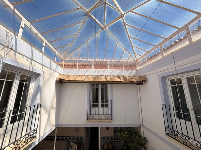 Foto b1117964-5c0b-4d43-9f73-d548ea4b4022. Casa amb calefacció aparcament a Manzanares