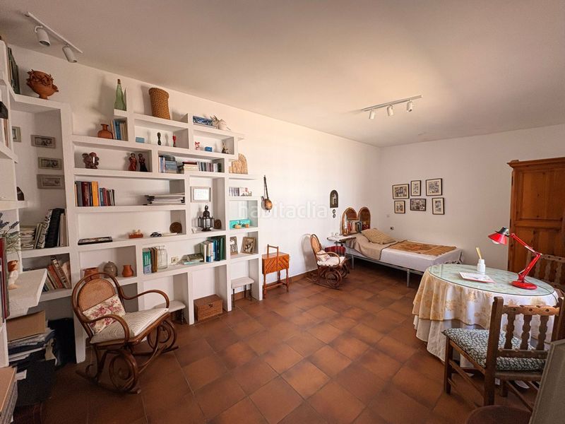 Foto d40b55a1-550f-404e-85ad-78e25fdf27cd. Casa amb calefacció aparcament a Manzanares