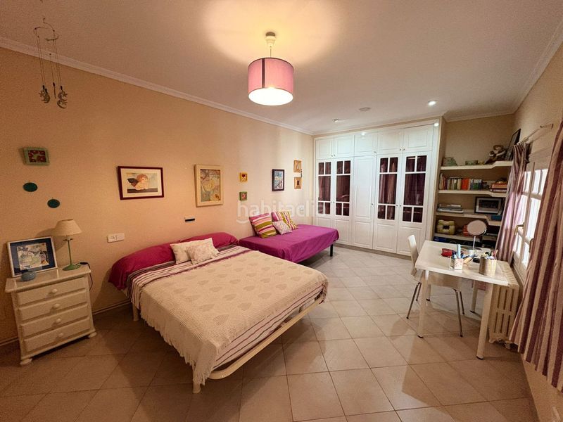 Foto e8df6d91-4b62-44af-8b87-2655844338c6. Casa amb calefacció aparcament a Manzanares