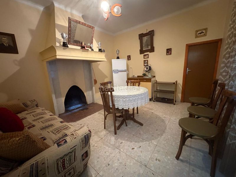 Foto 0cde2a85-08a1-4b53-b12a-5443cd83e037. Casa amb aparcament a Membrilla