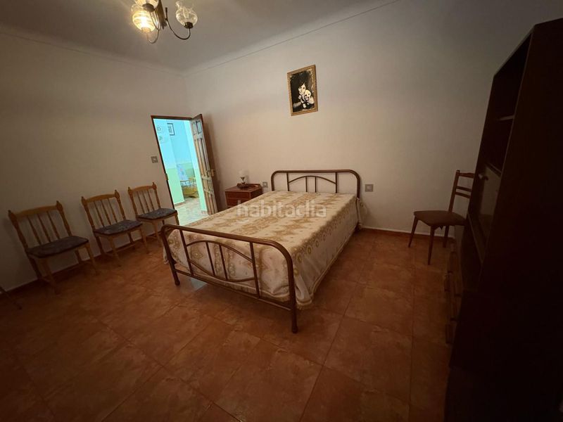 Foto 25d0b53b-8391-4845-bb50-6b3f8011b7c2. Casa amb aparcament a Membrilla