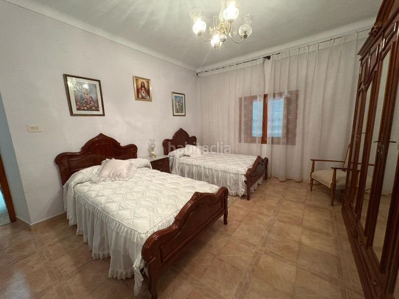 Foto 4917c562-87f6-4c2c-9419-5bafa2f11d11. Casa amb aparcament a Membrilla