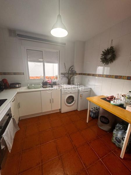 Foto 63fd5bbc-19a9-4249-9dbd-ce2beee5364c. Casa con parcheggio in Las Torres - Constelaciones Utrera