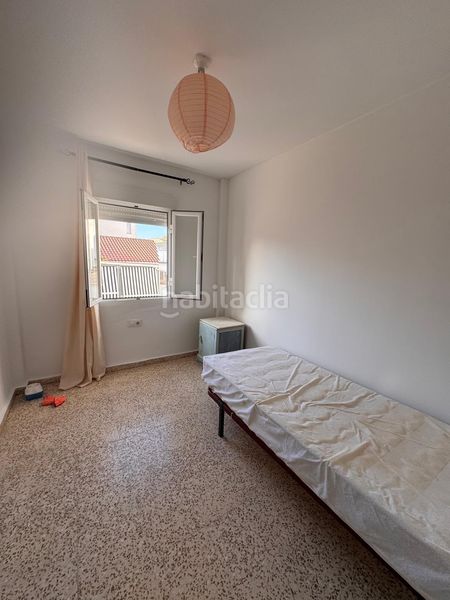 Foto c9c2ee86-de93-46ae-8ebd-5312ae869054. Pis a Centro Utrera