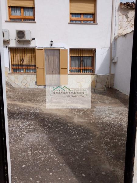 Foto cdeab5c1-716d-42ab-a072-33baa8a9284d. Casa a calle santa quiteria 10 a Enguídanos