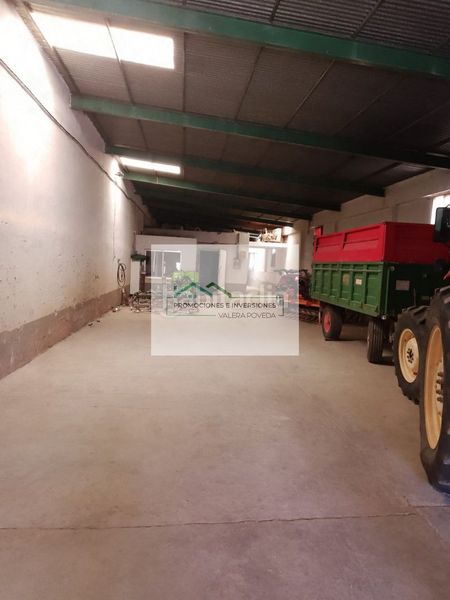 Foto a35ac83c-a022-4814-9993-e0b730314ab4. Capannone industriale in calle san valentín e 11 in Iniesta