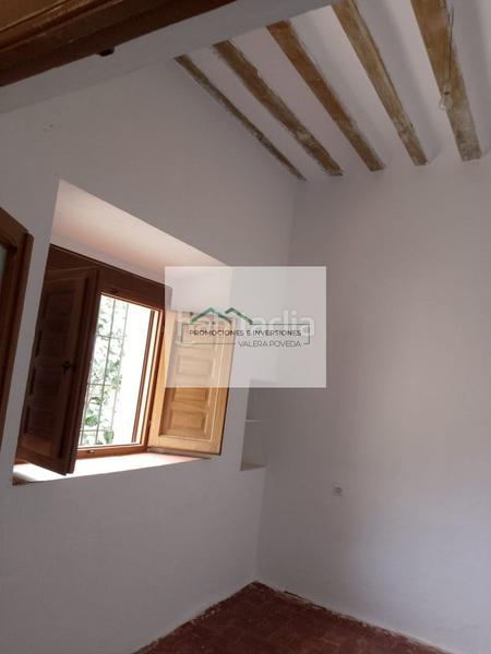 Foto 1de06fe8-c7f3-499d-b740-0101d8c9b751. Casa en calle empedrada 5 gran casa en Barchín del Hoyo