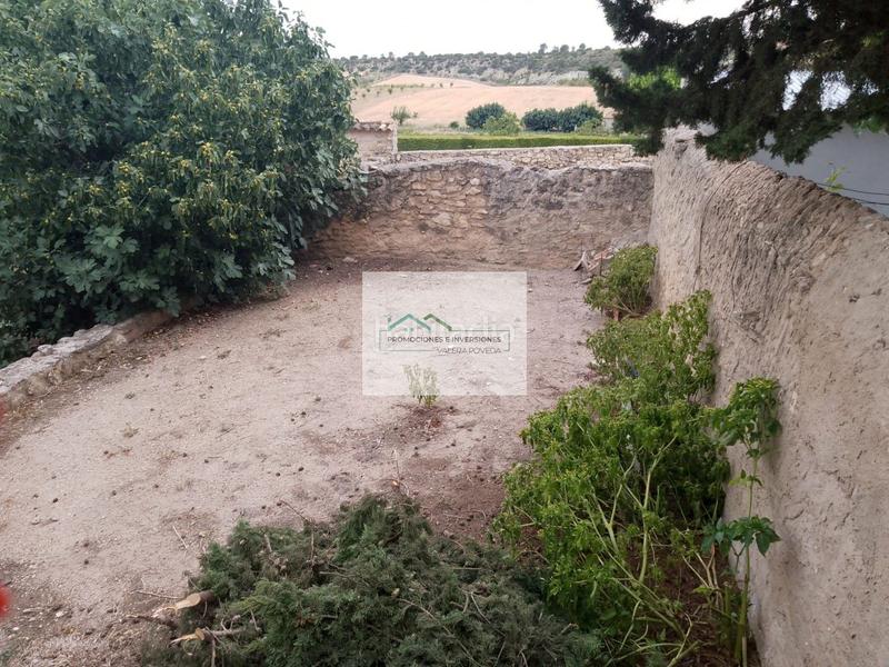 Foto adf0f490-d10b-4d44-8a58-e0b60ad33b79. Casa en calle empedrada 5 gran casa en Barchín del Hoyo